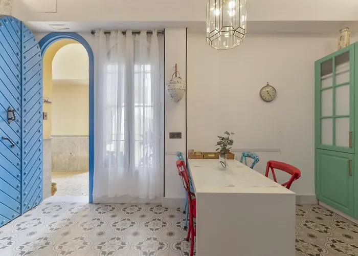 Jema Bajondillo Junto A La Playa Torremolinos